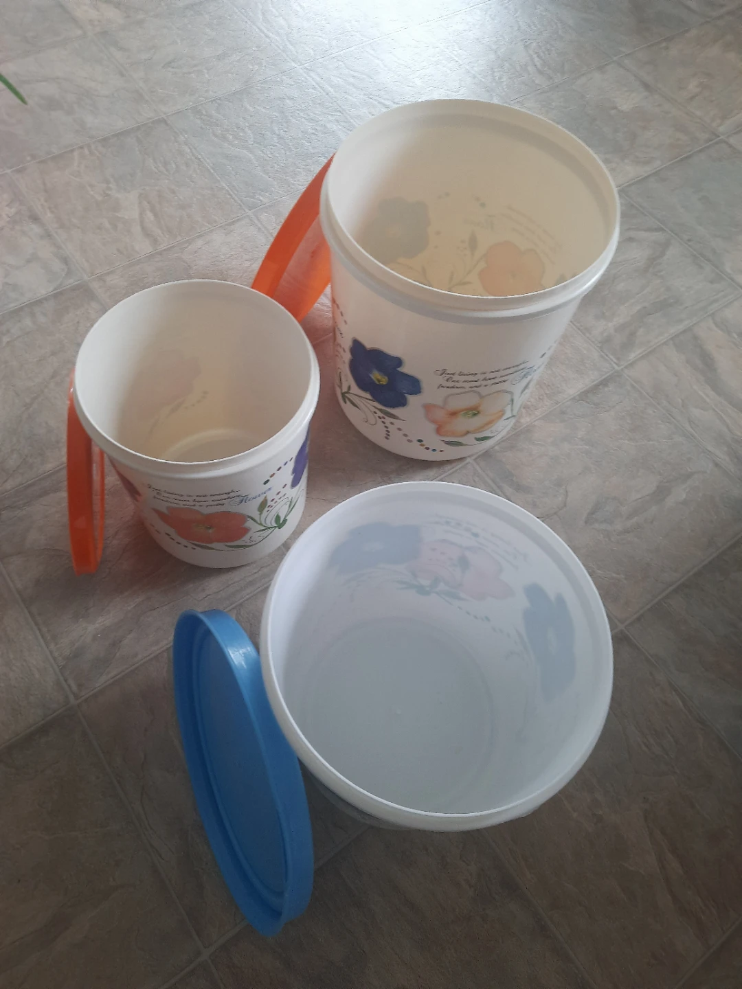 Set of 3 Storage Containers with Lids - photo 3