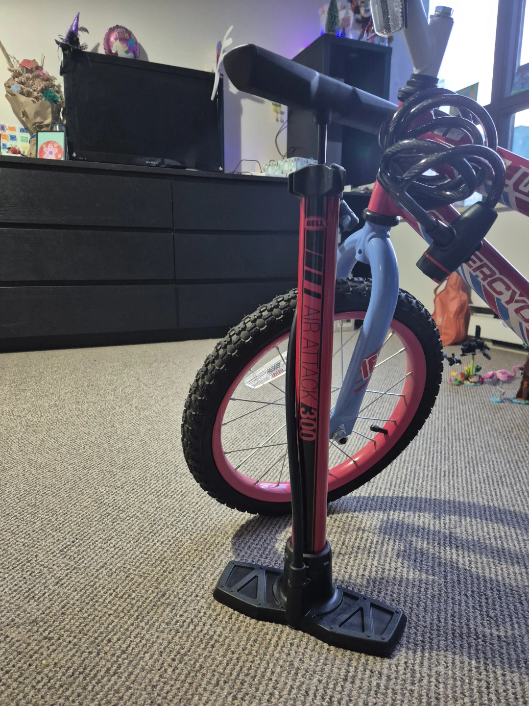 Kids Bike with Helmet, lock and pump - photo 4