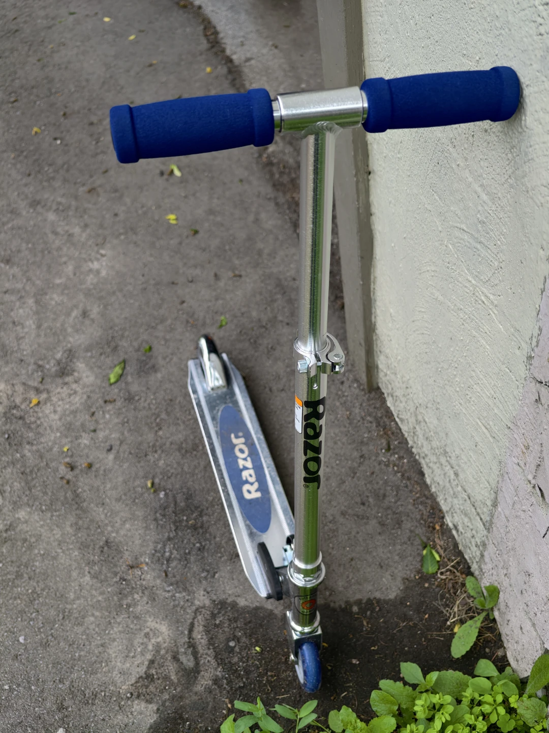 Razor Kick Scooter Kids Great condition - photo 2