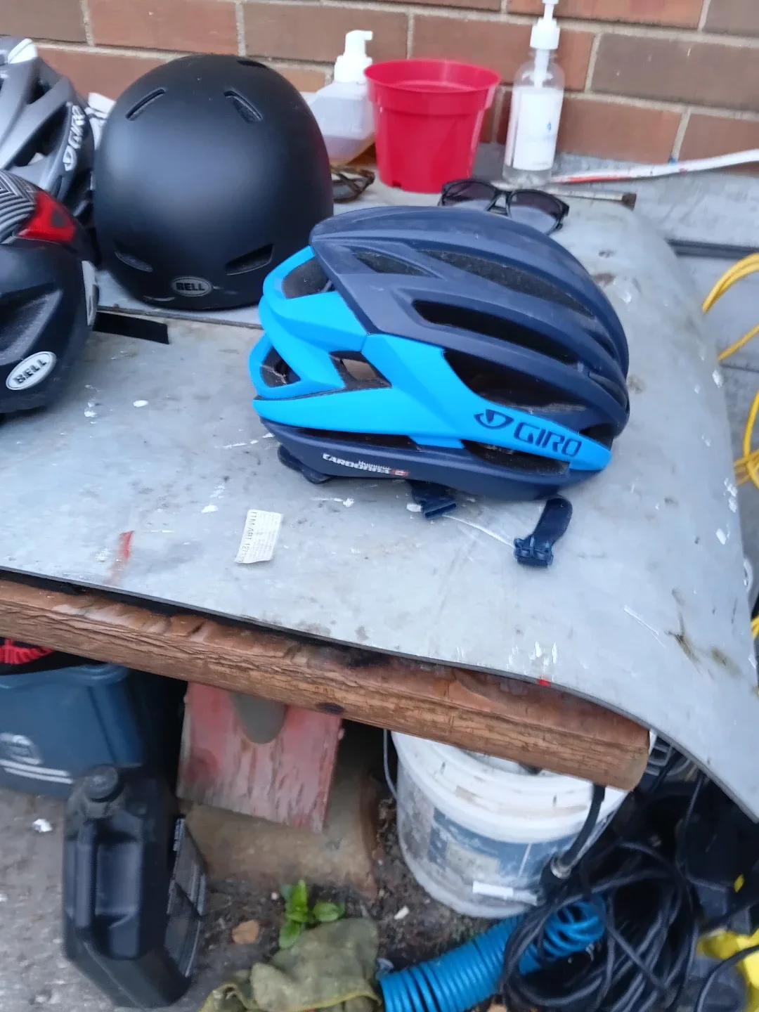 Giro Bicycle Helmet - photo 2