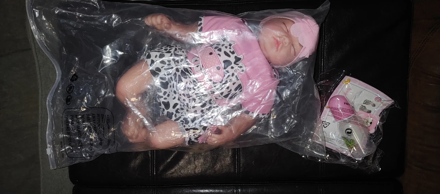 22" Reborn Baby Doll with Cow Outfit - photo 3