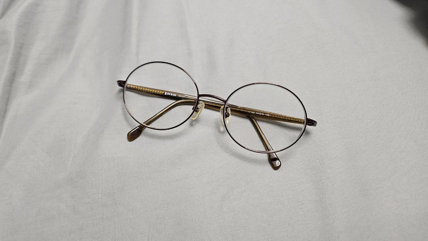 Brown Oval Eyeglasses - Made in Korea