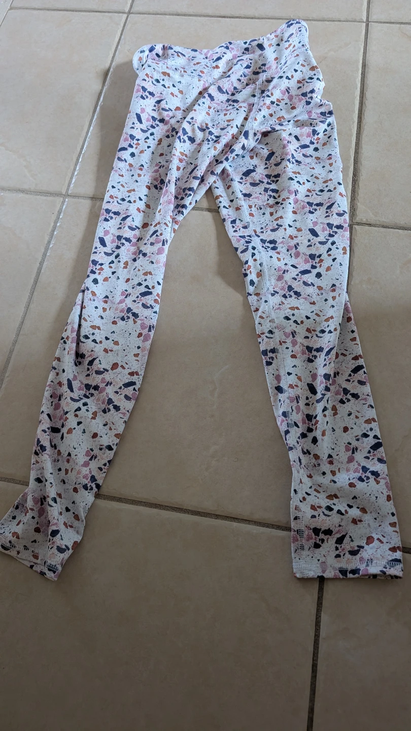 Old Navy Active Leggings Size L(10-12)