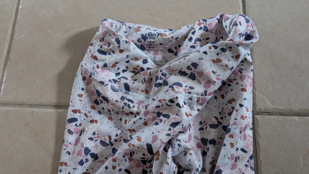 Old Navy Active Leggings Size L(10-12) - photo 3