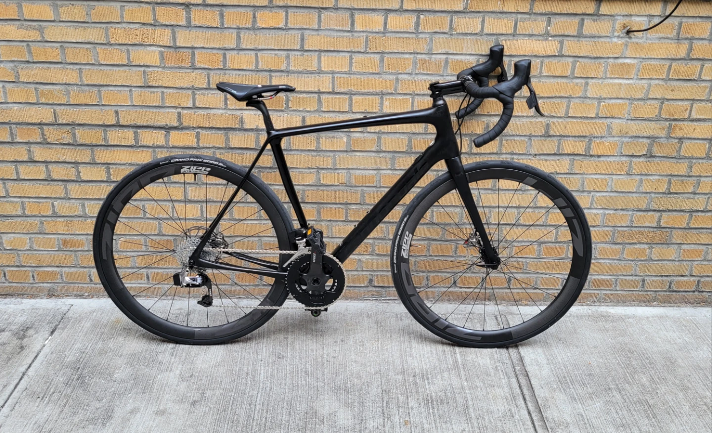 Cannondale Synapse Hi-MOD Disc SRAM RED eTap Carbon Road Bike