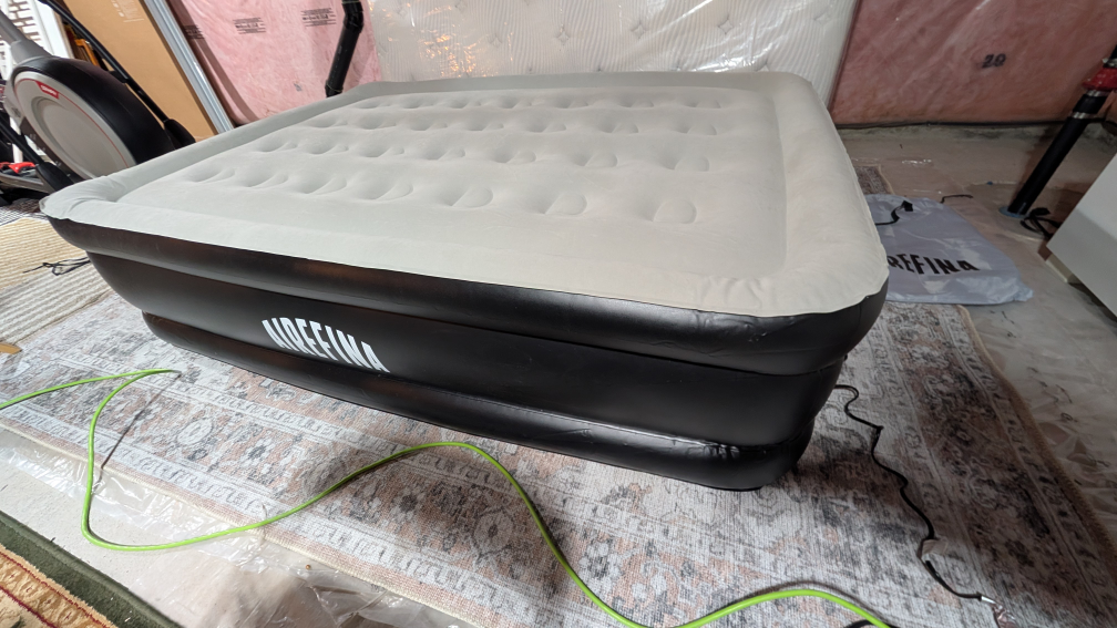 Airefina Air Mattress with Built-in Pump - photo 5