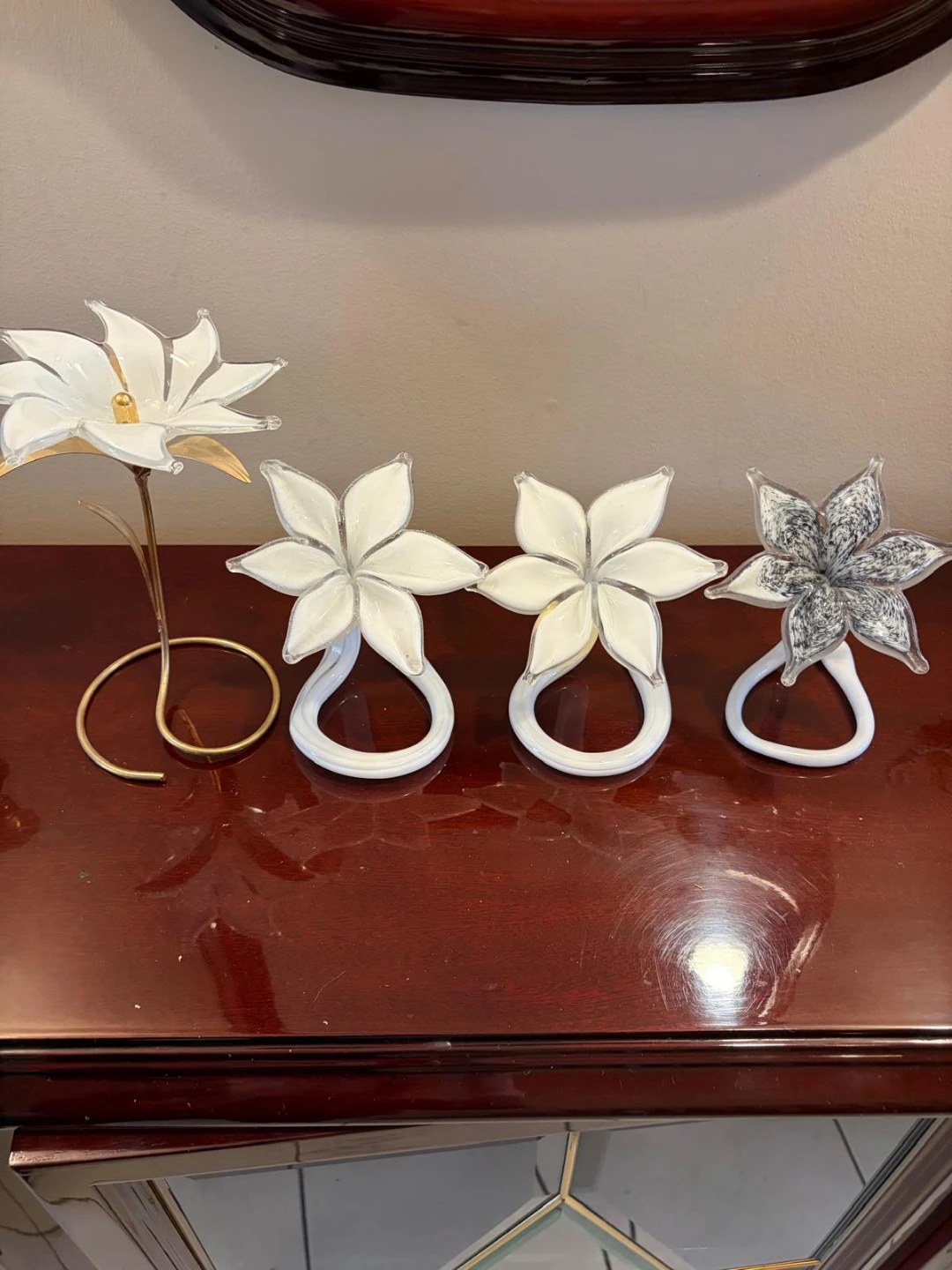 Set of 4 Flower Napkin Rings