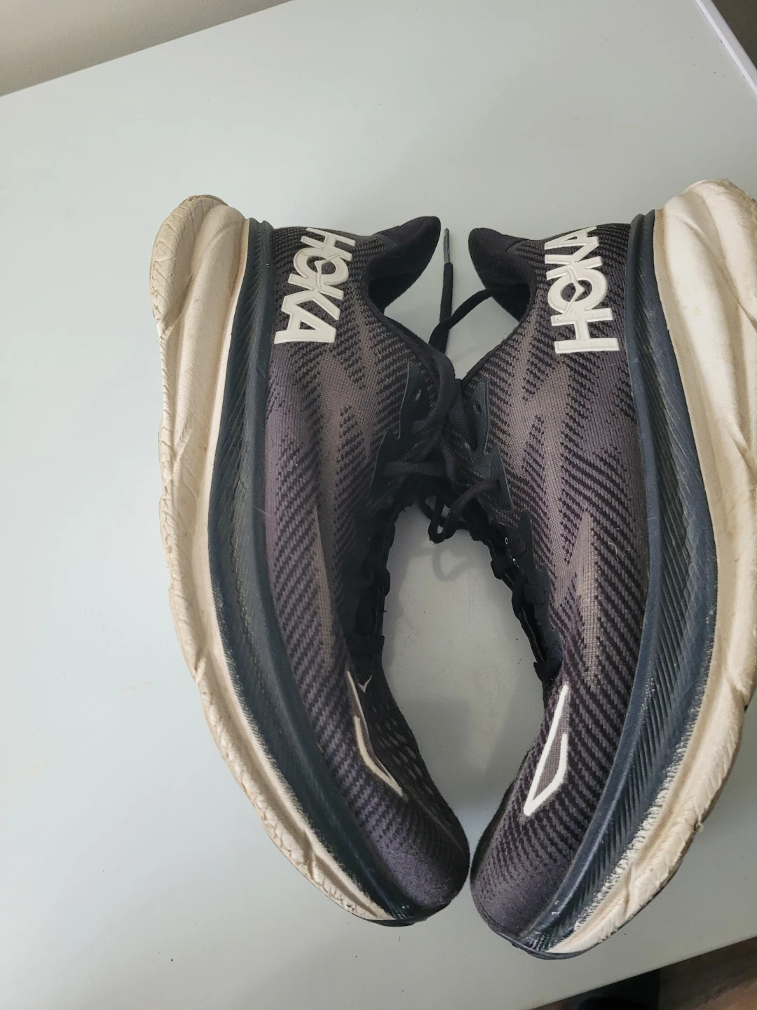 Hoka Clifton 9 Running Shoes size 10.5 - photo 3