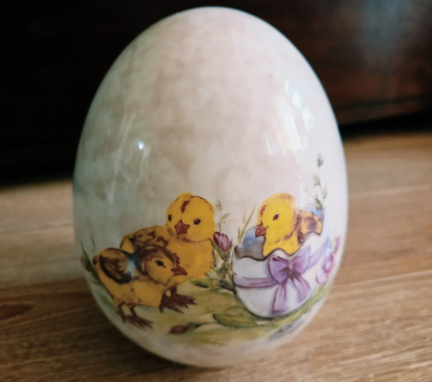 Ceramic Decorative Easter Egg with Chicks