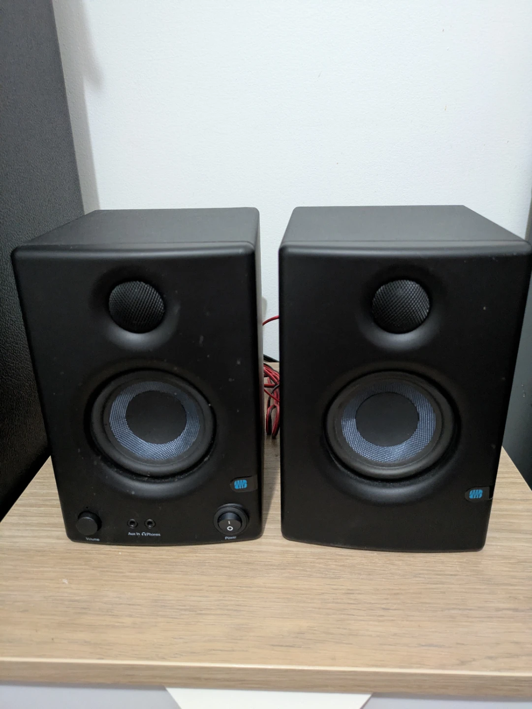 PreSonus Eris E3.5 Powered Studio Monitors