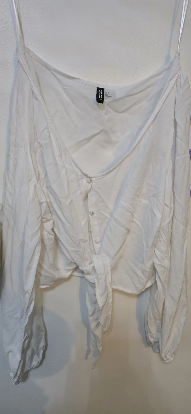 White H&M Divided Tie-Front Blouse - photo 2