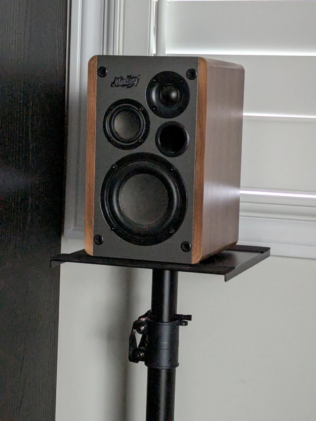 Monitor Powered Bluetooth Speakers - photo 3