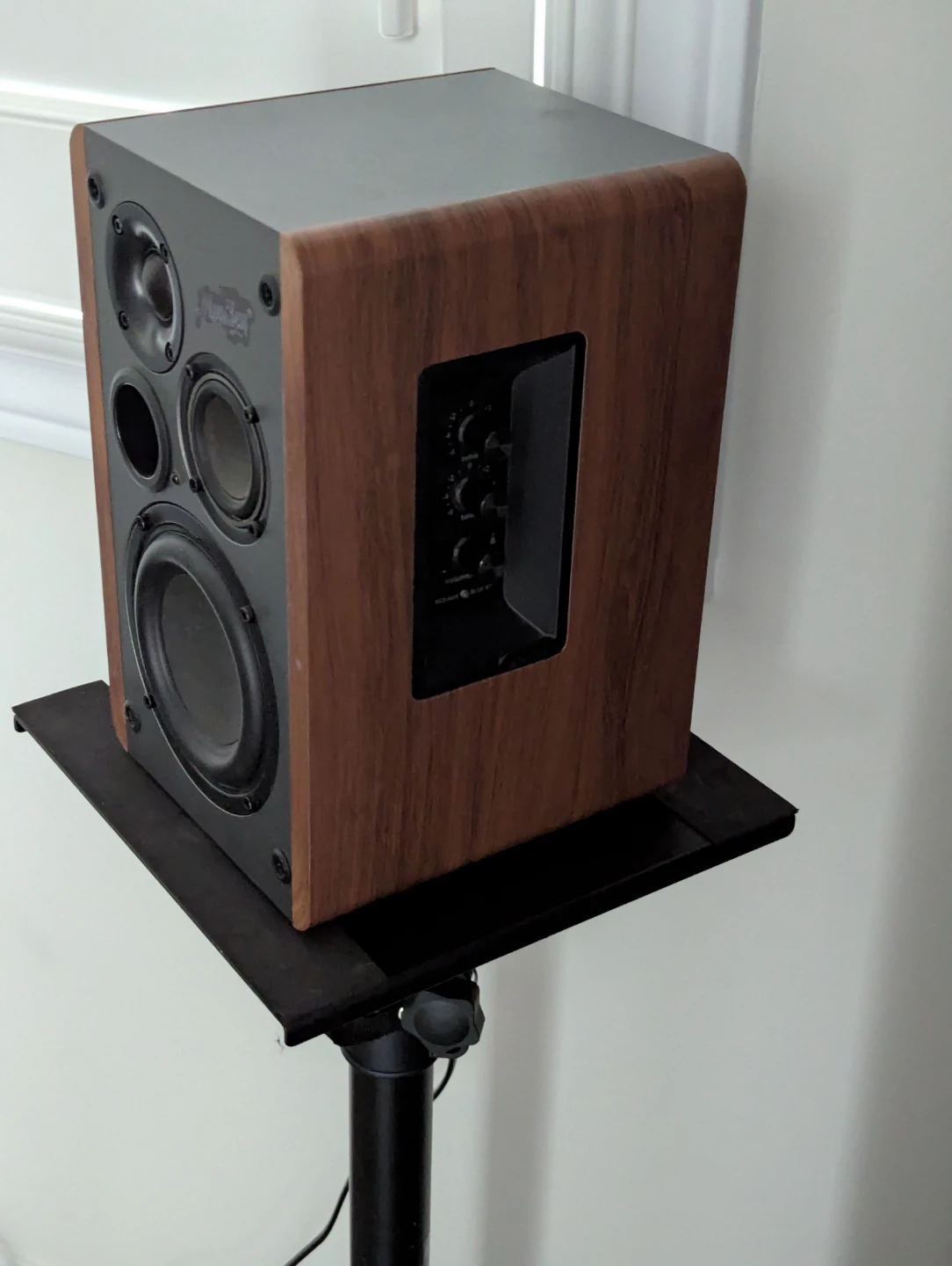 Monitor Powered Bluetooth Speakers - photo 4