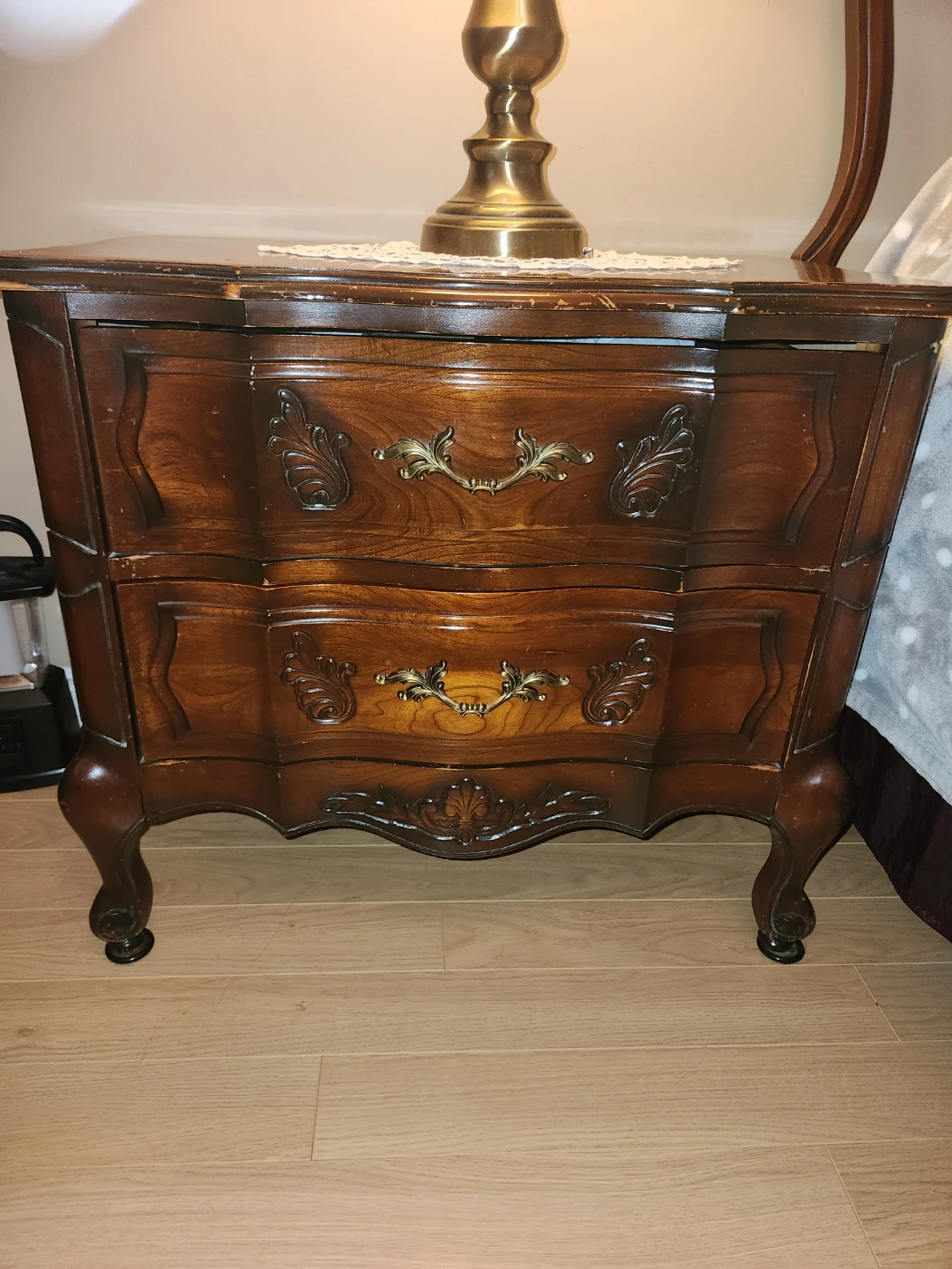 French Provincial Fruitwood Set - photo 3
