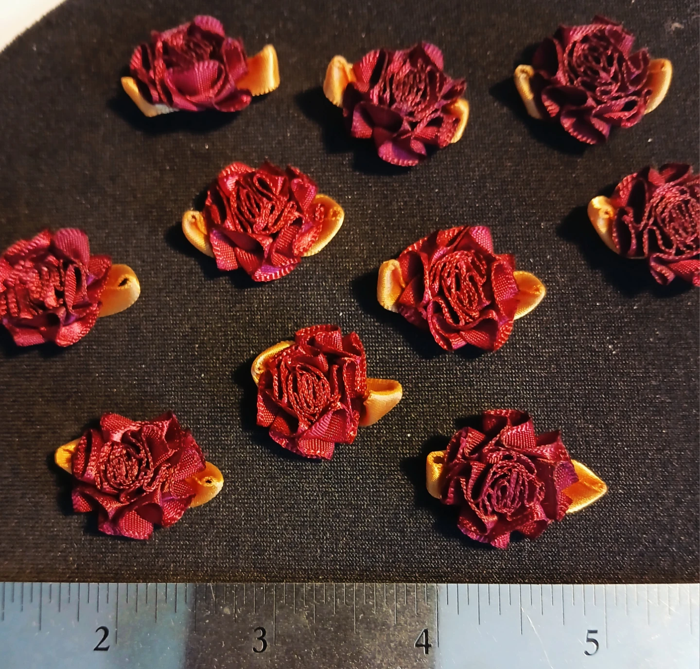 Set of 10 Silk Ribbon Roses - Burgundy/Gold - photo 2