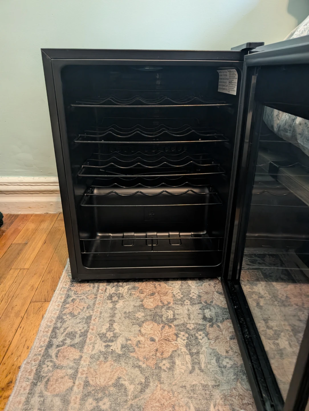 Frigidaire Wine Cooler Refrigerator - photo 2