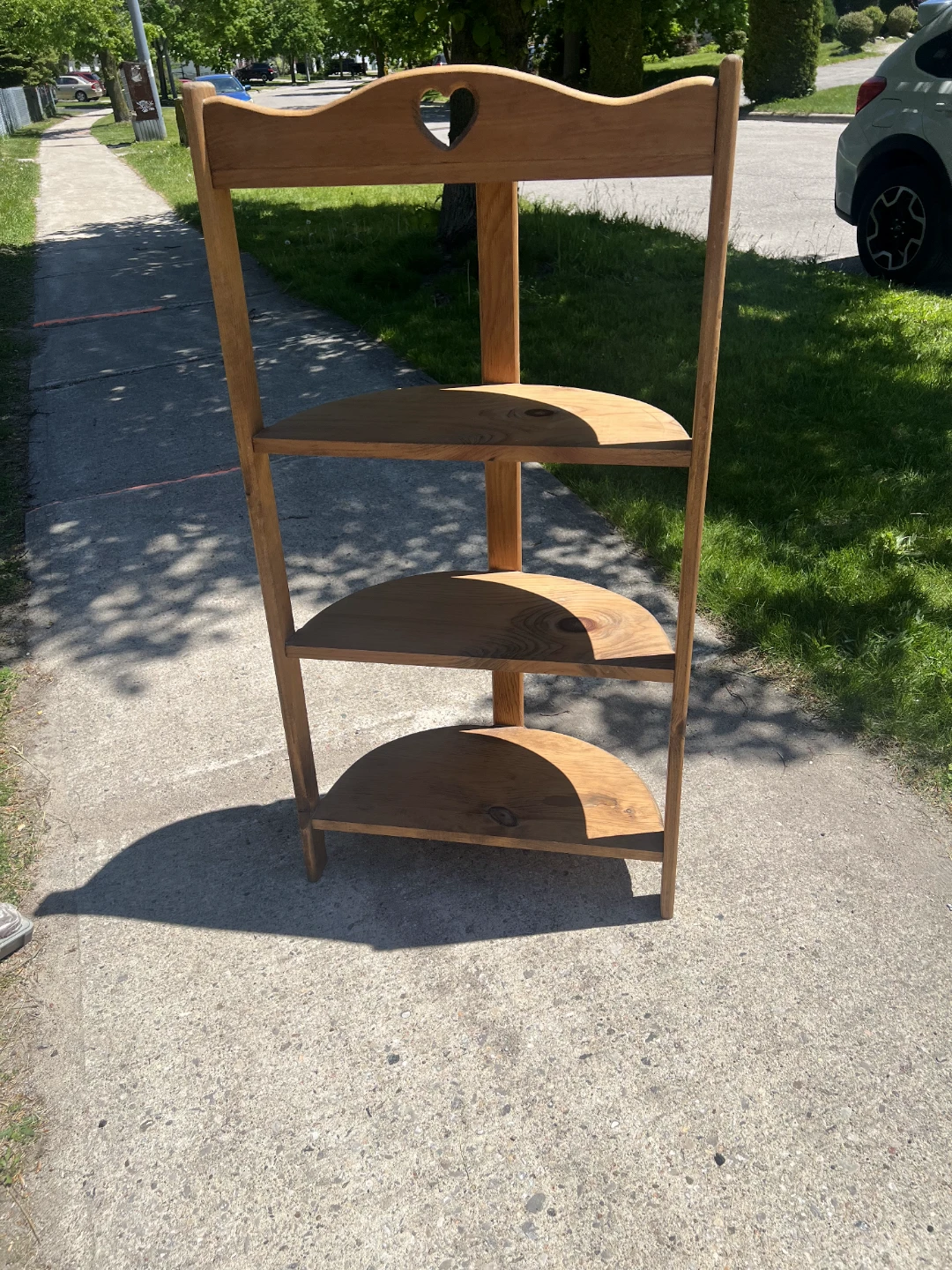 Wooden Corner Shelf with Heart Detail