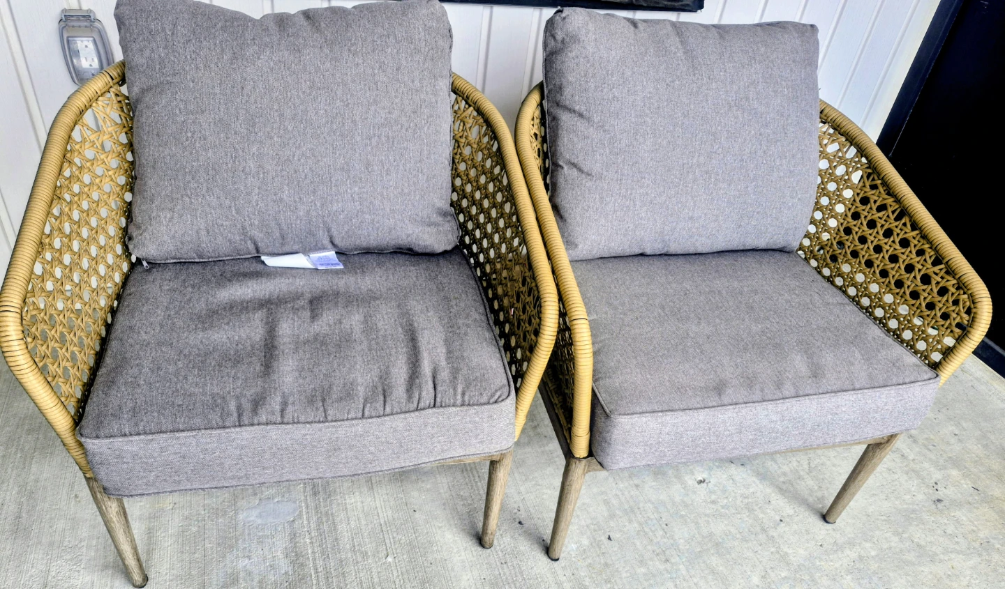 Wicker Patio Chairs with Grey Cushions - 3 Piece set - photo 3
