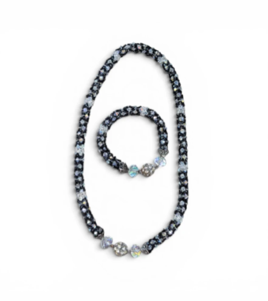 Beaded Necklace and Bracelet Set