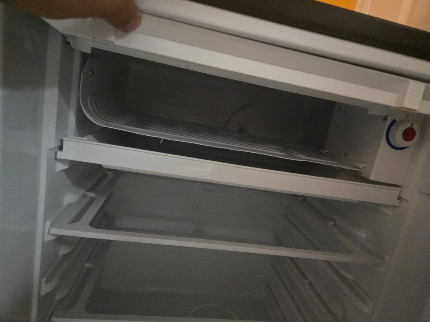 Danby Mini Fridge - photo 3