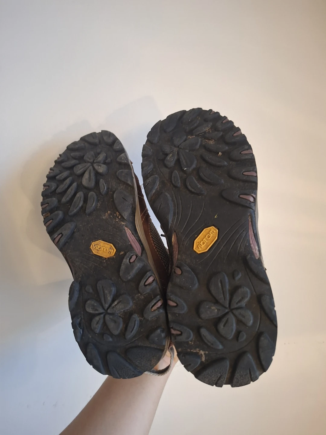 Garmont Gore-Tex Trail Hiking Shoes (Size 6.5) - photo 3
