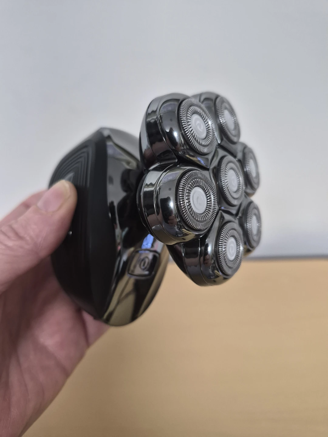 Cyruzi 7D Floating Electric Shaver