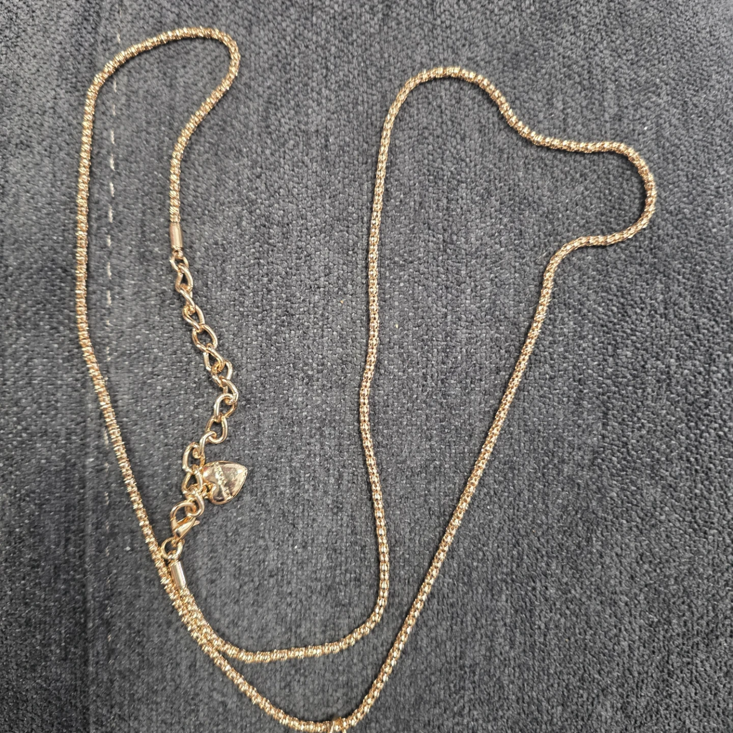 Betsey Johnson Gold tone Cheetah head necklace - photo 5