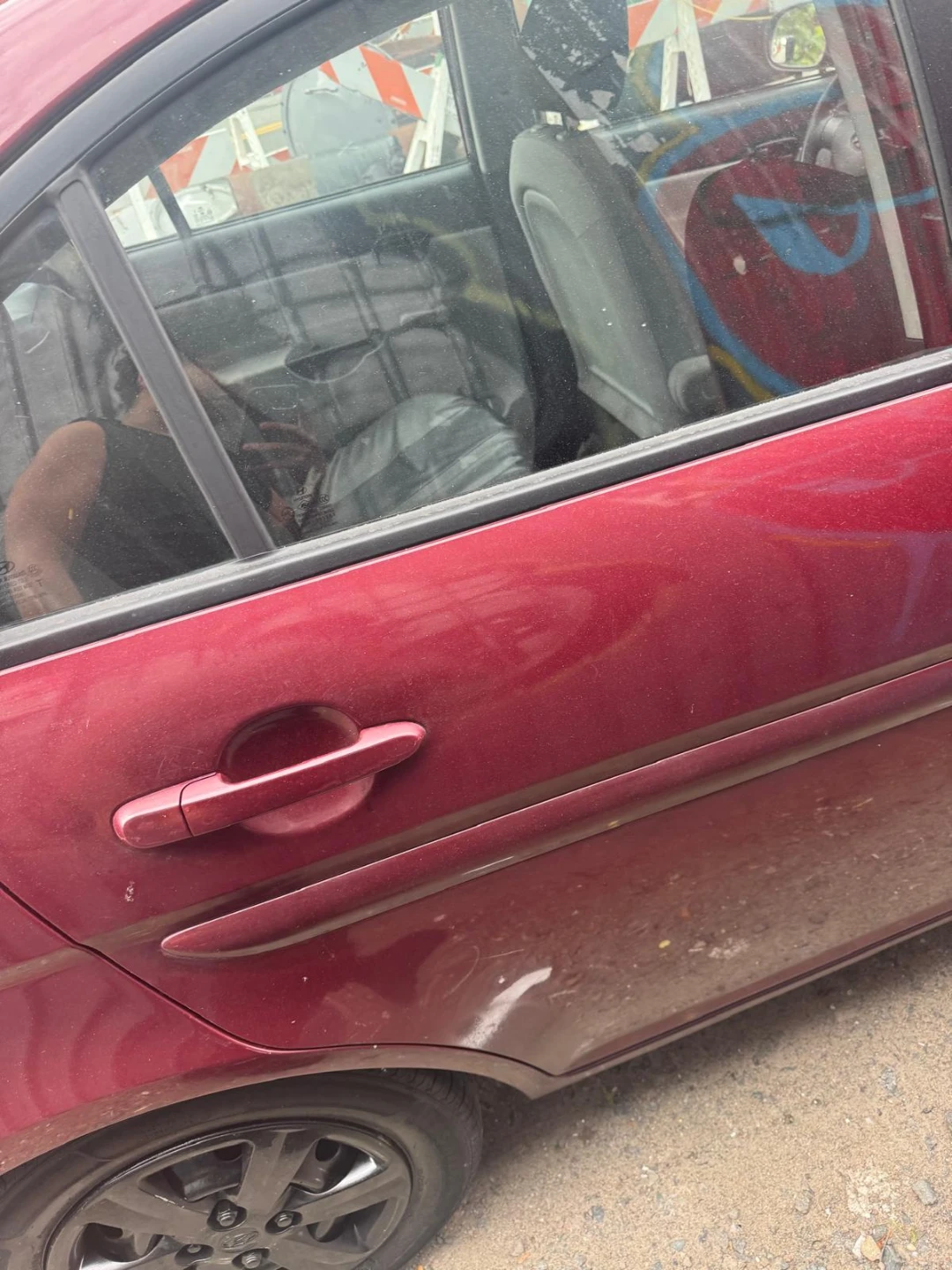 Red Hyundai Sedan - photo 3