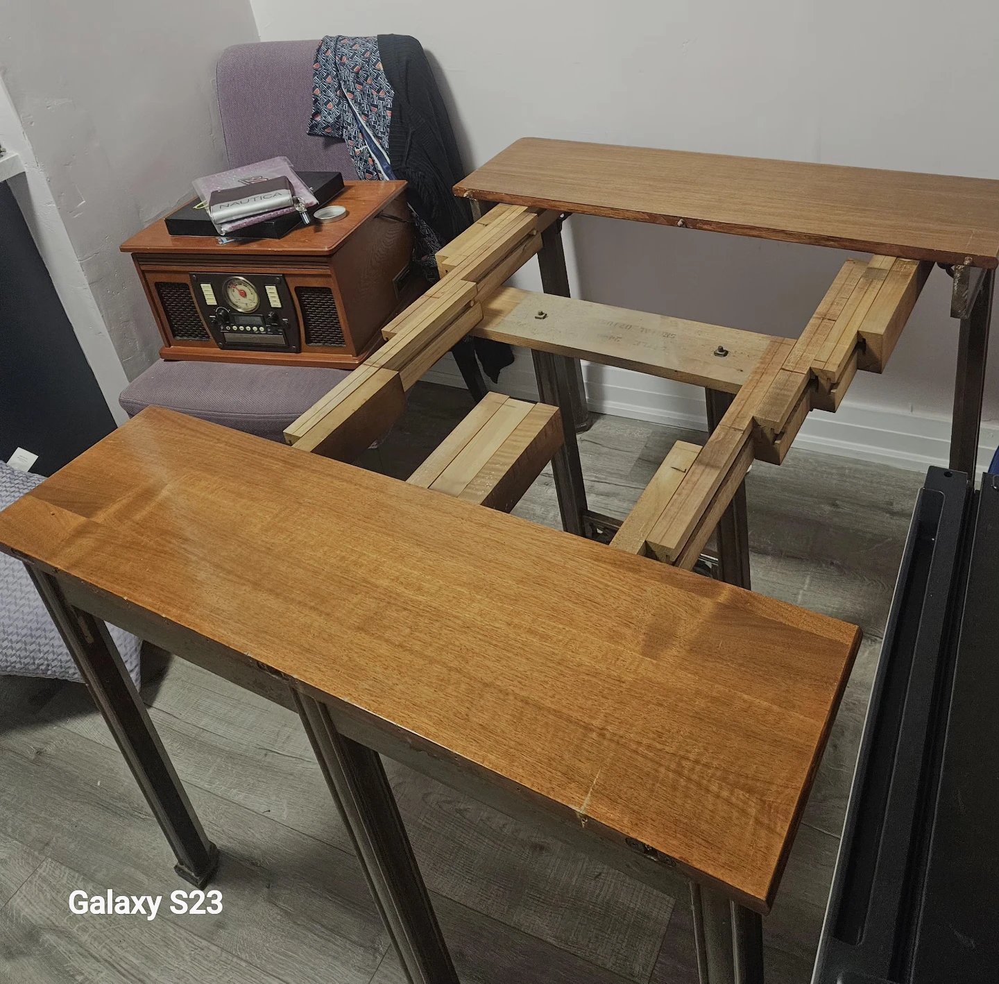 Drop Leaf Dining Table
