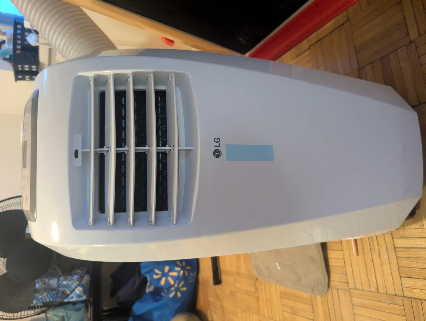 LG Portable Air Conditioner LP1015WNR - photo 2