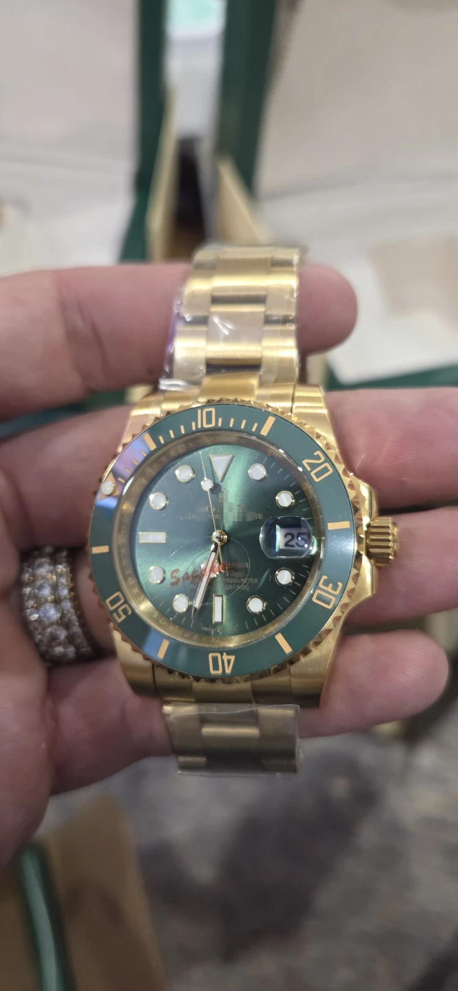 Designer Style watch- Gold Tone - photo 3