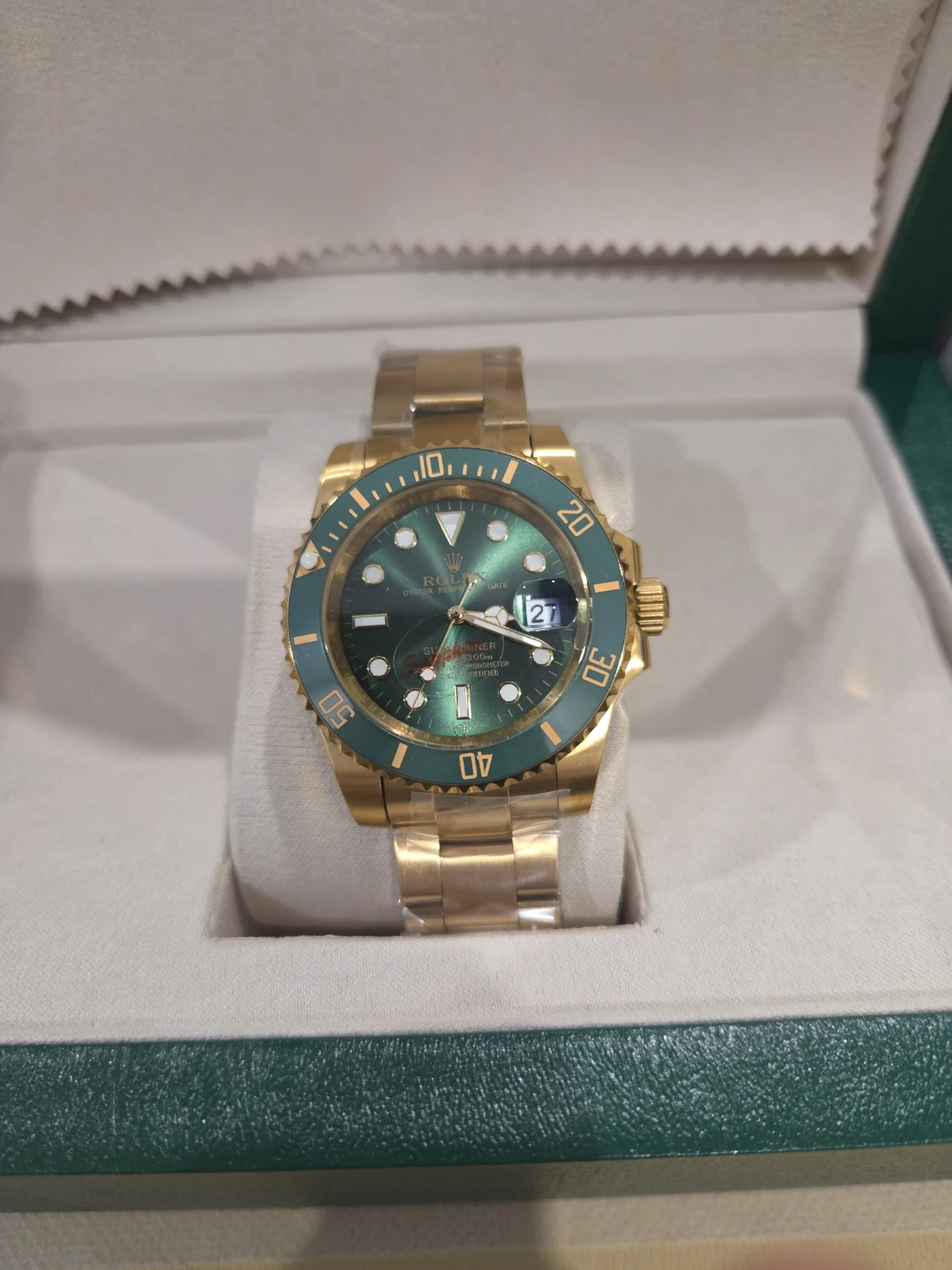 Designer Style watch- Gold Tone - photo 4