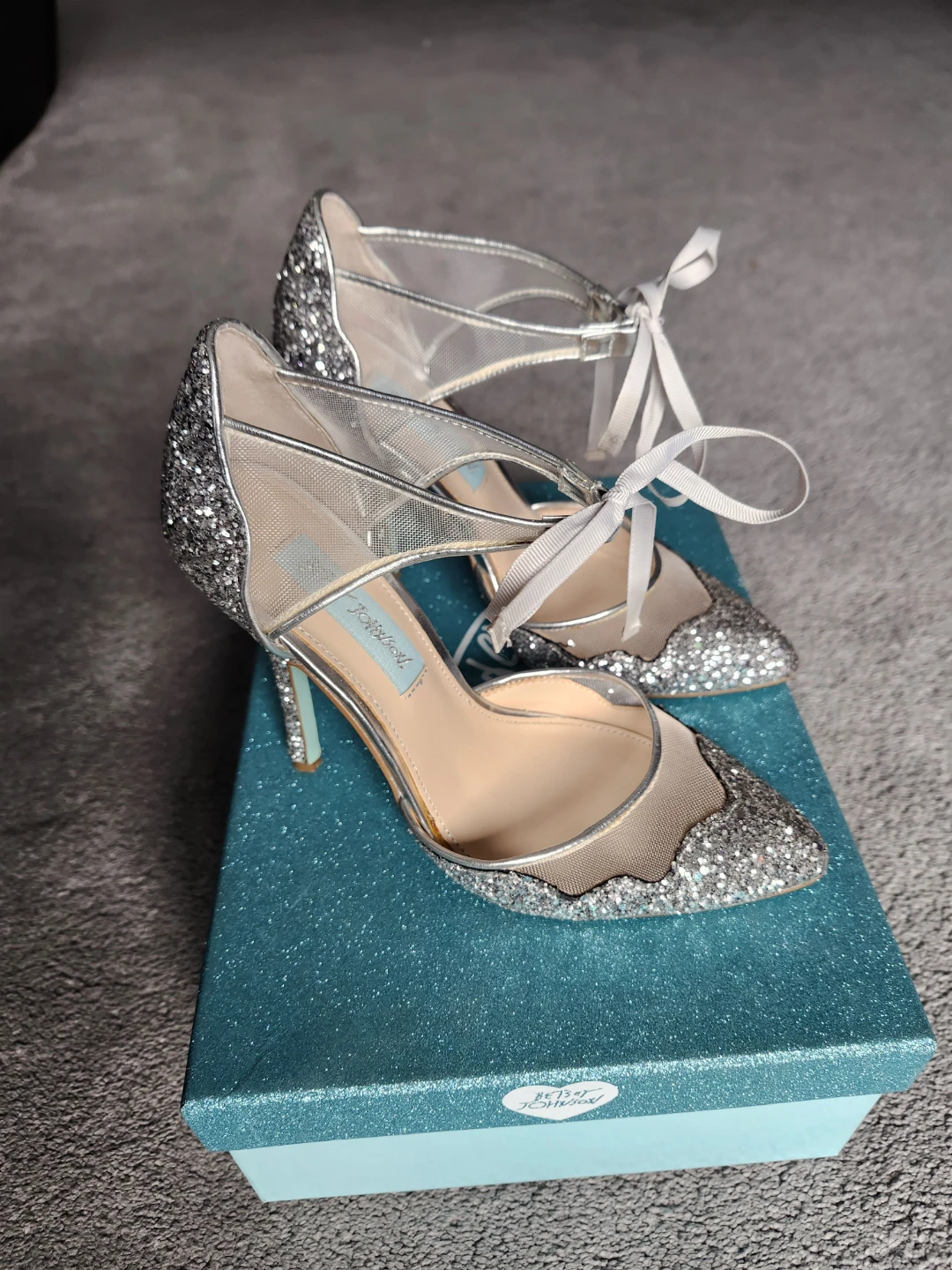 Betsey Johnson Silver Glitter Heels - photo 2