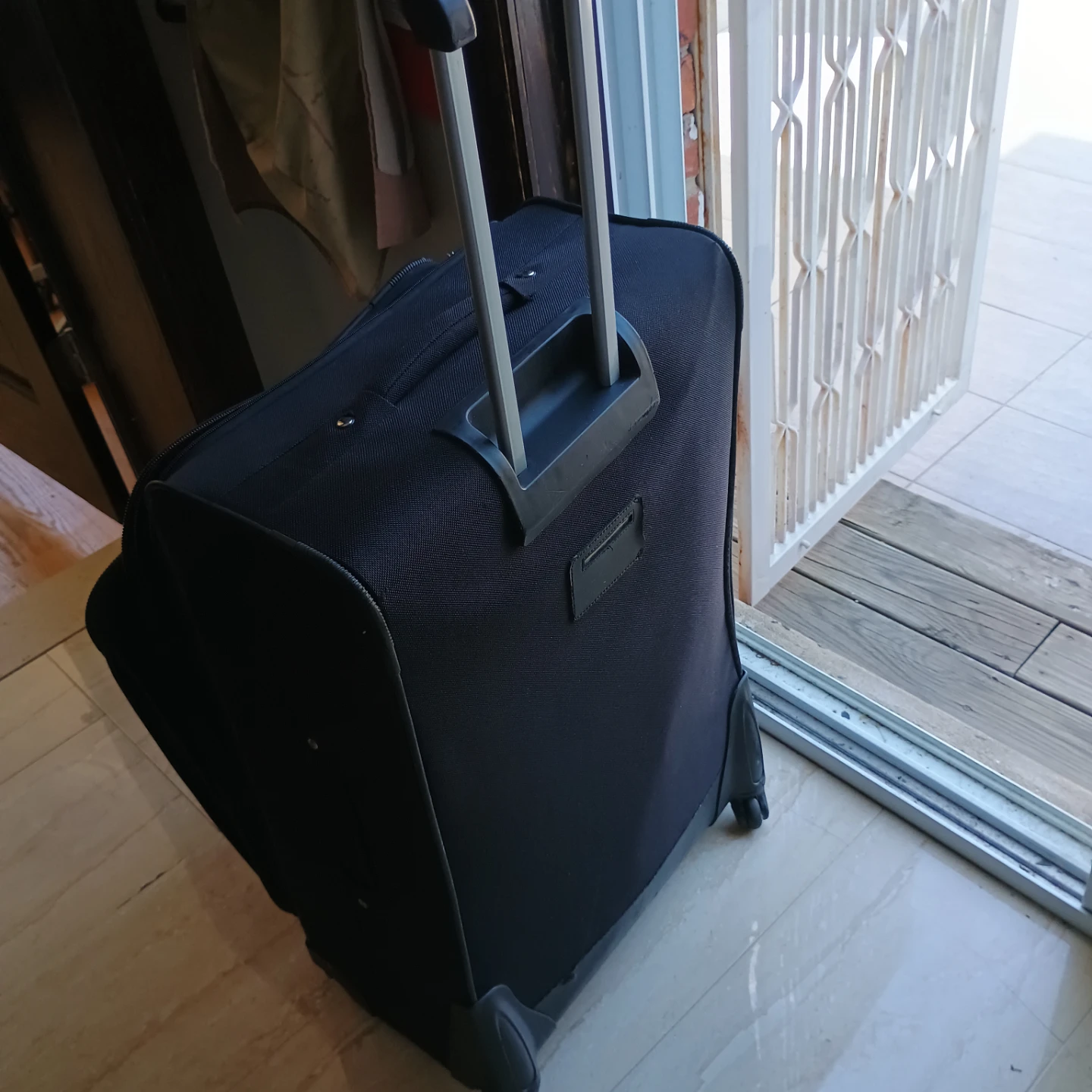 Pierre Cardin Black Rolling Suitcase - photo 4