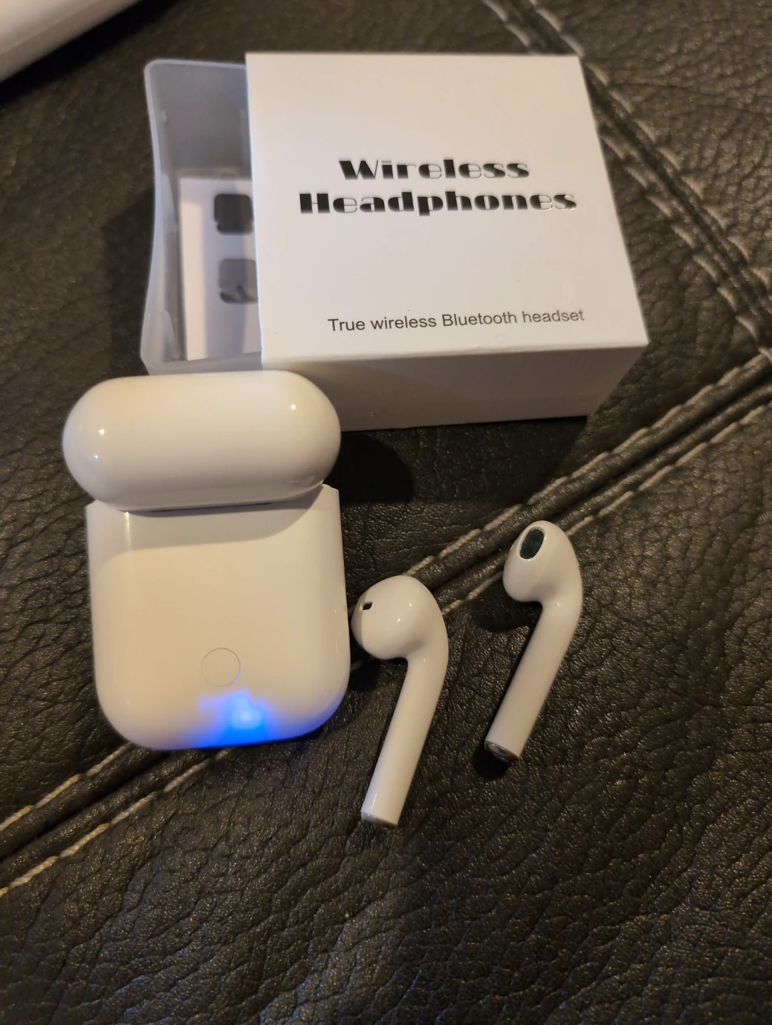 White True Wireless Bluetooth Earbuds - photo 3