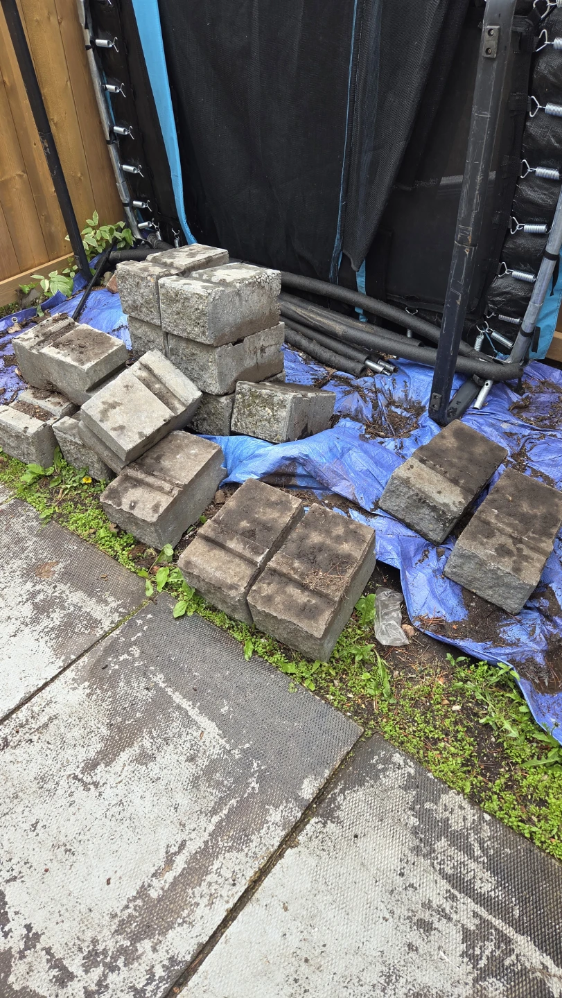 FREE! 16 retaining wall bricks