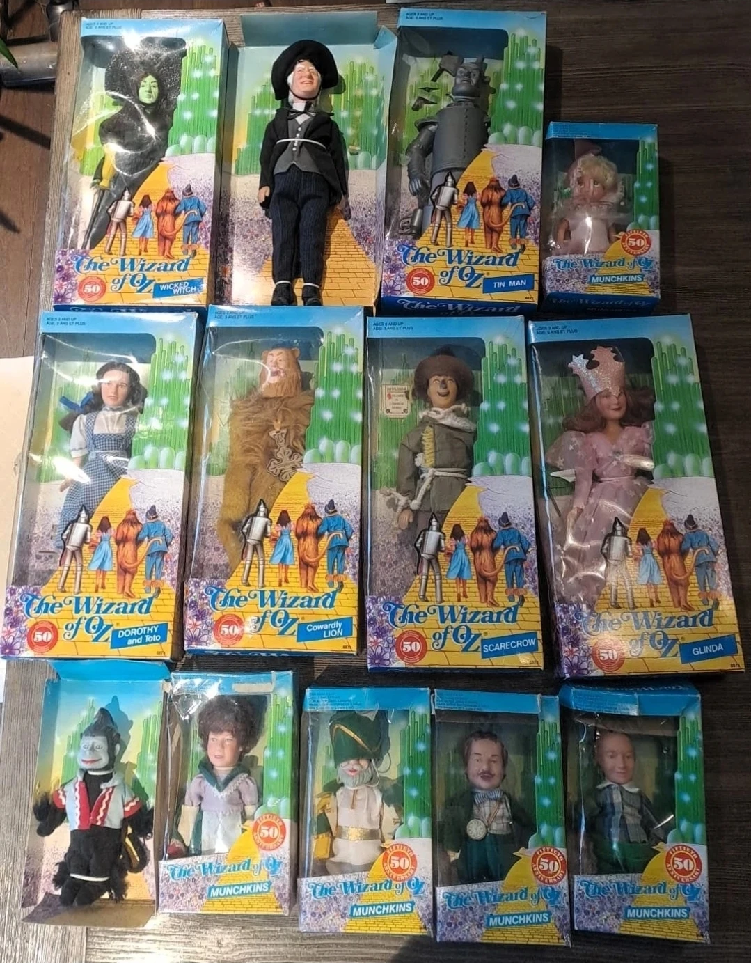 The Wizard of Oz Lot 13 FIGURINES of 1988  50th Anniversary
