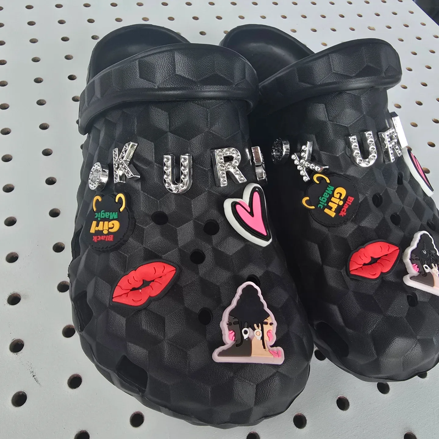Black Crocs Style Clogs with Charms OKURRR Size 10 - photo 5