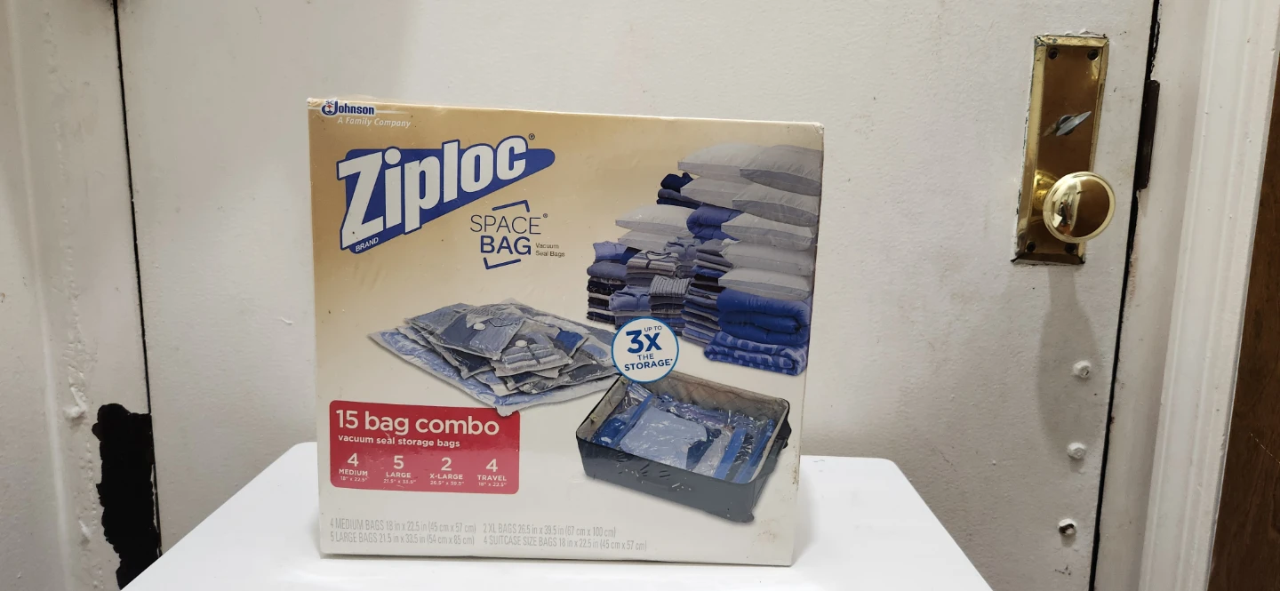 Ziploc Space Bag 15 Bag Combo Vacuum Seal Storage Bags - photo 5