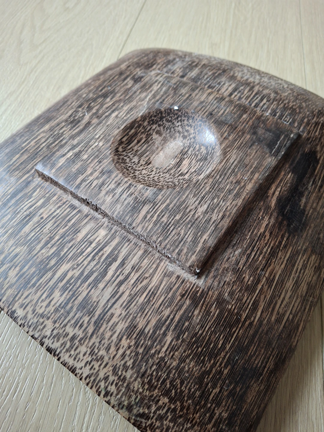 Wooden decorative tray with items - photo 2