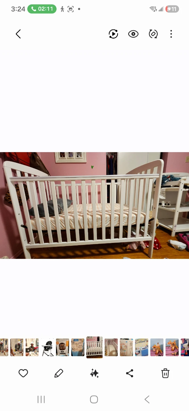 White baby crib
