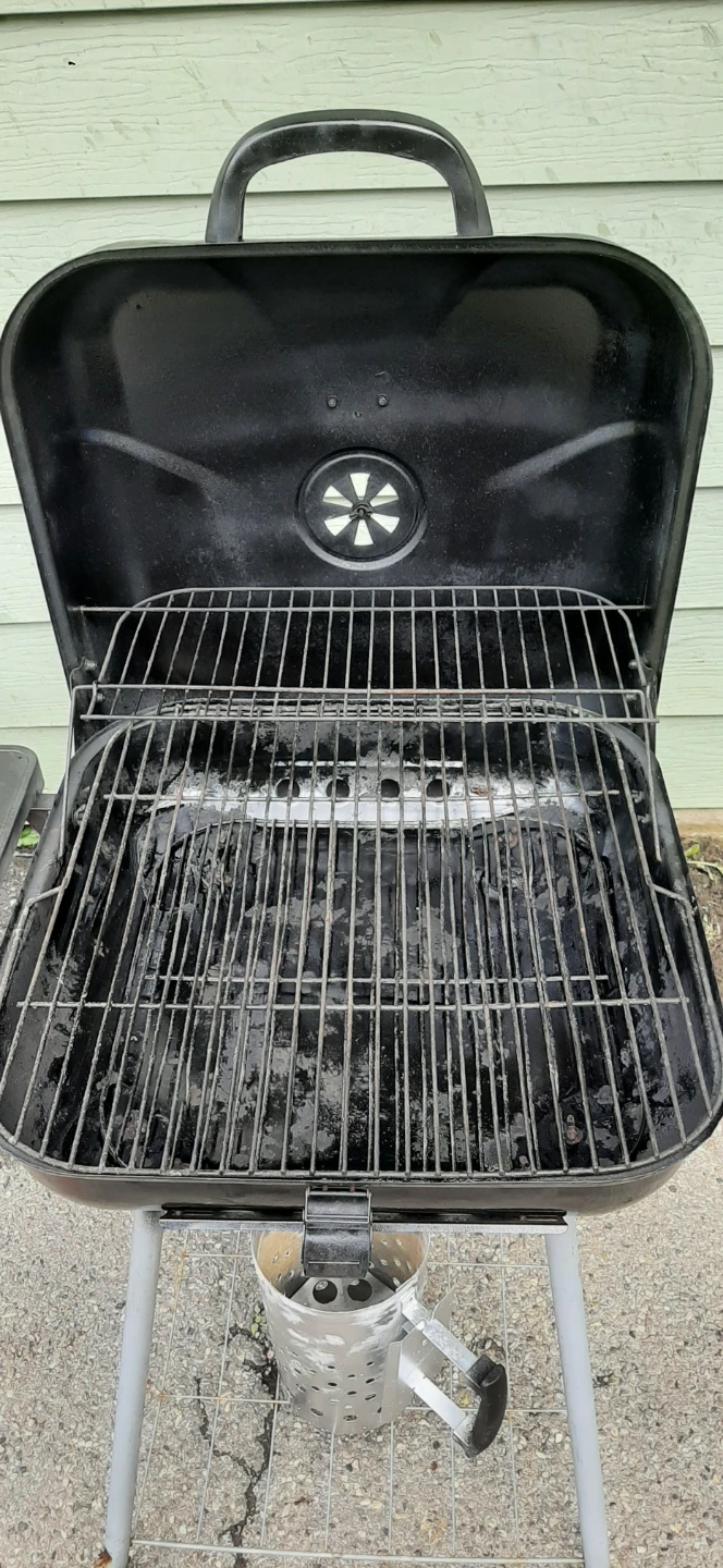 Napoleon Expert Grill Charcoal Grill - photo 3