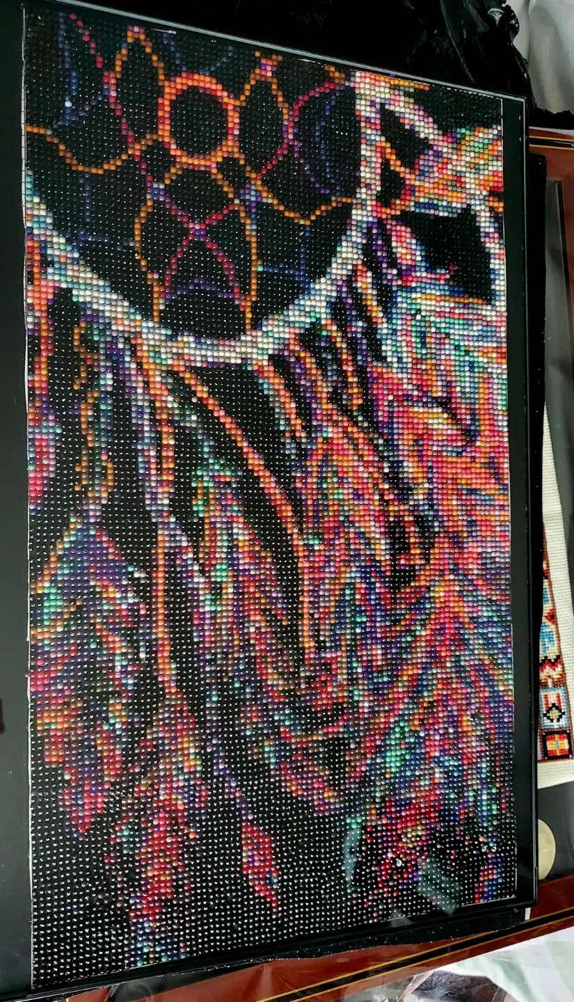 Diamond Painting - Dreamcatcher Design on black 12x16 frame