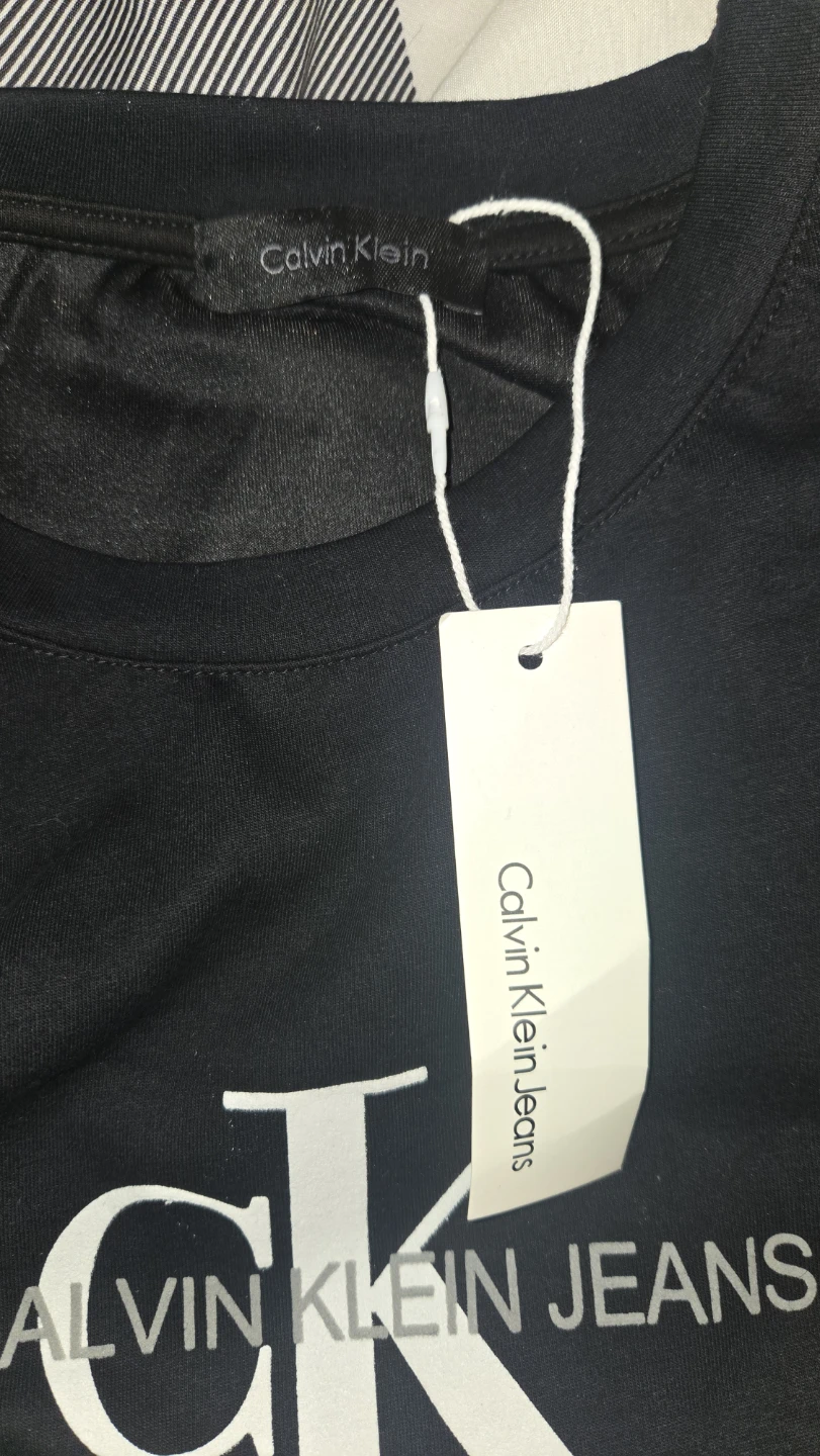 Calvin Klein Jeans Black T-Shirt - photo 2