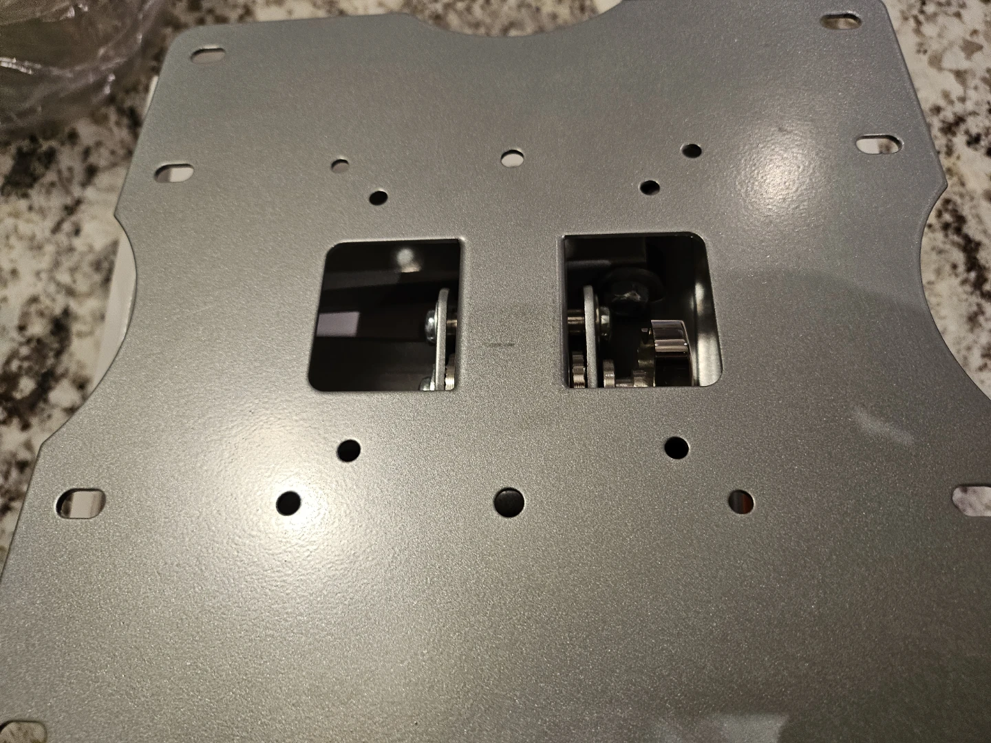 Rosewill Tilt/Swivel Wall Mount for TVs - photo 4