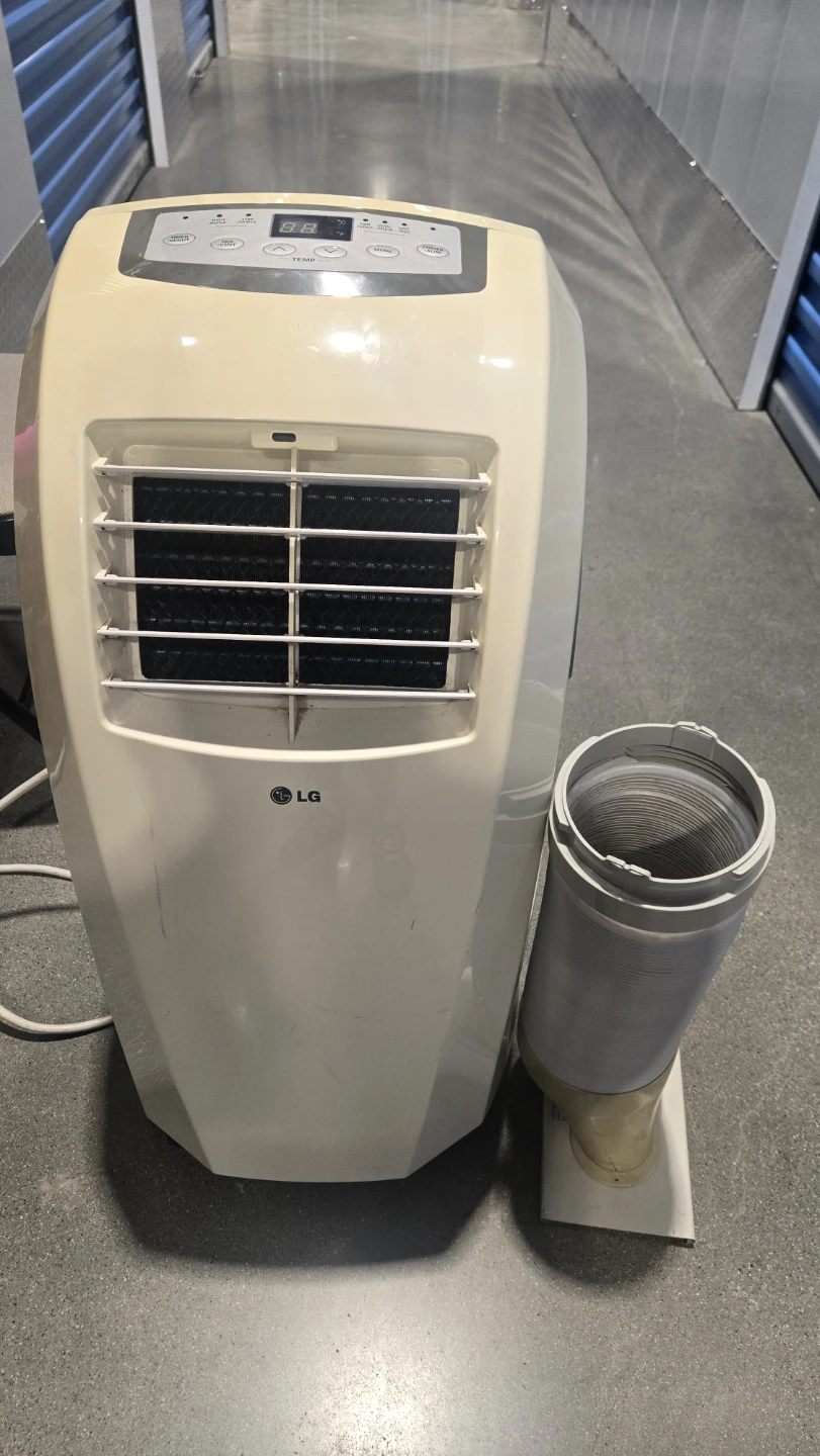 LG Portable Air Conditioner LP1013WNR - 10,000 BTU