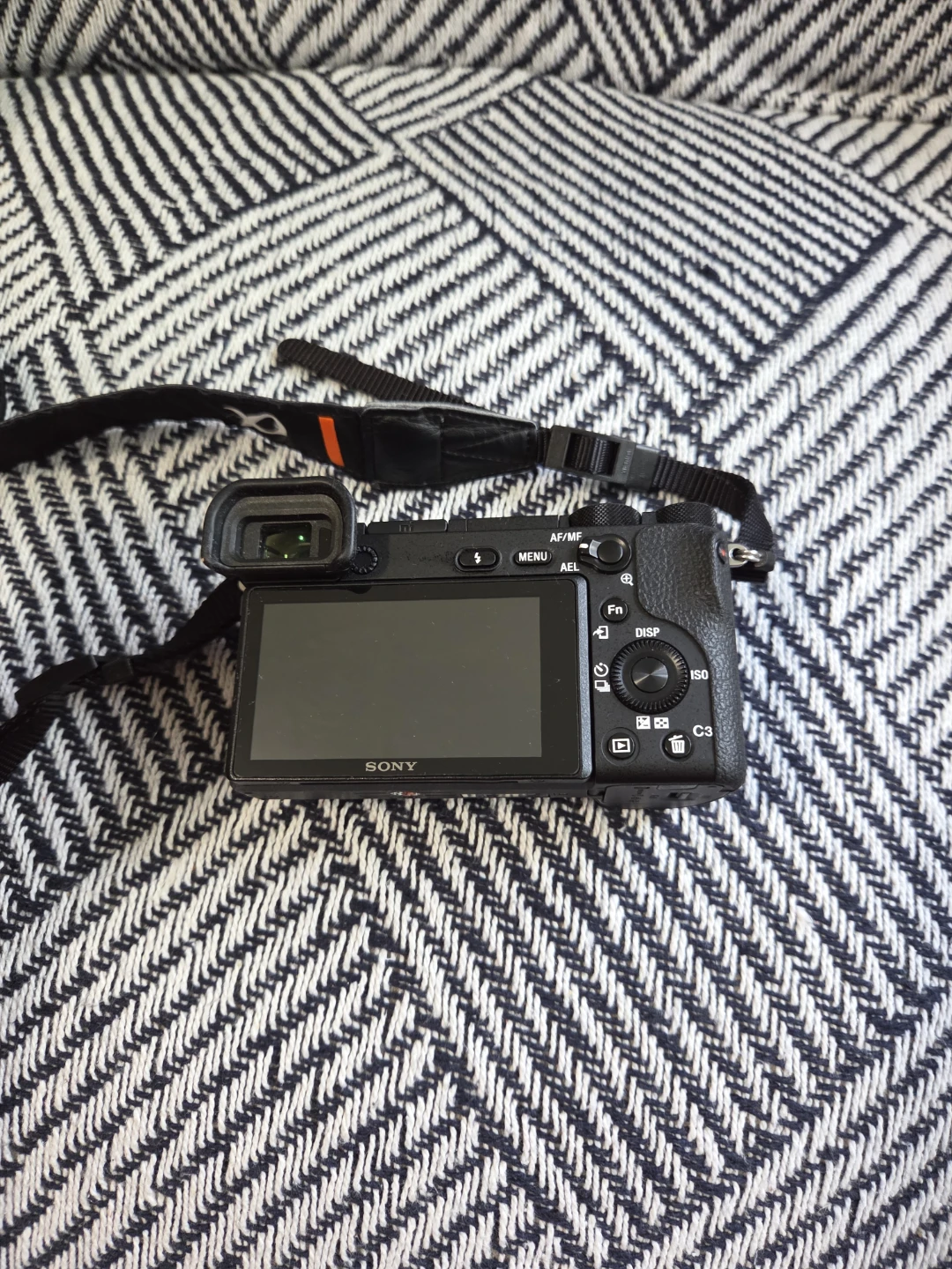 Sony Alpha a6500 Mirrorless Camera - photo 2