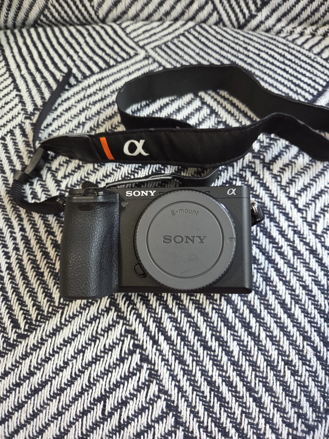 Sony Alpha a6500 Mirrorless Camera - photo 4
