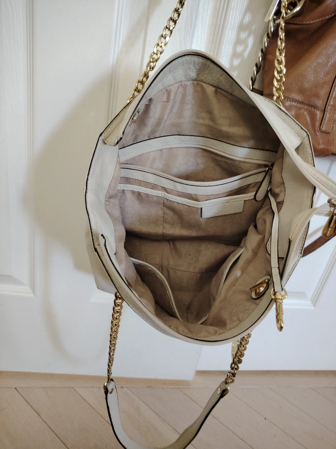 ⚽️Michael Kors Cream Leather Tote Bag - photo 4