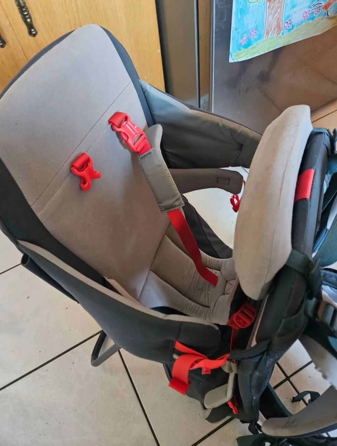 Child Carrier Backpack - photo 3